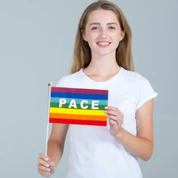 Flag & Vindposer^50/100 st Mini Peace Flag Rainbow Pacifist Flag Handhållen Polyester Peace Flagga