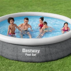 Bestway Pooler^Round Oppustelig Fast Set Swimming Pool - Rattan Print - 366 x 76 cm - Inklusive Tilbehør CB19