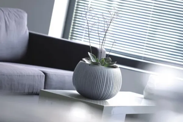 Krukker & Plantebeholdere^Betonskål DKB240 kugleformet urtepotte med indsats | Beton