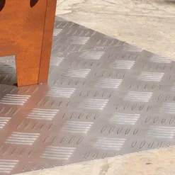 Pejse^Checker plader i aluminium - Skridsikre trappetrin | Størrelse: 80x50 cm | Farve: Sølv