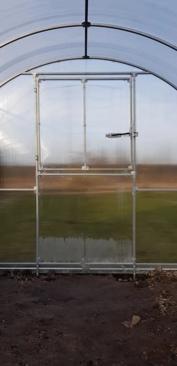 Clearance Drivhuse KLASIKA TUBE 3x6m (18m2) med fundament og 6mm polycarbonatbelægning Drivhus