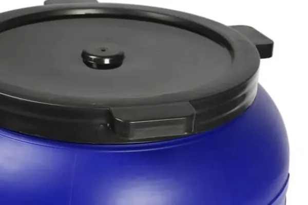 Best 100L RUND PLASTIKTØNDE MED HÅN - SU-B-100L+KR Regntønder
