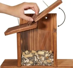 Til Fugle & Småvildt^Lollanda Squirrel Feeder – Udendørs Egernfoderstation, Træ Egernfoder, holdbar og nem at fylde, med aftageligt frontpanel