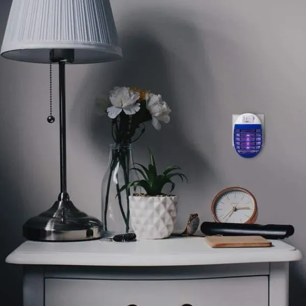 Insektmiddel & Dyreafvisende Middel^OBOSOE Electric Mosquito Killer/Insect Killer 2-pack – Indendørs og udendørs myggefanger, fluedræber med stik