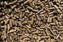 Clearance Optima Granuleret Kvæggødning 5l Naturlig Gødning Biovita Gødningsmidler