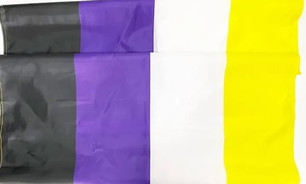 Clearance Regnbueflag - Vis din stolthed med dette farverige Prideflag Flag & Vindposer