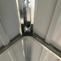 Skure, Garager & Carports^Robust haveskur i stål med udvidet tag - Optimeret opbevaring | Farve: Antracitgrå | Størrelse: 277x107x181 cm