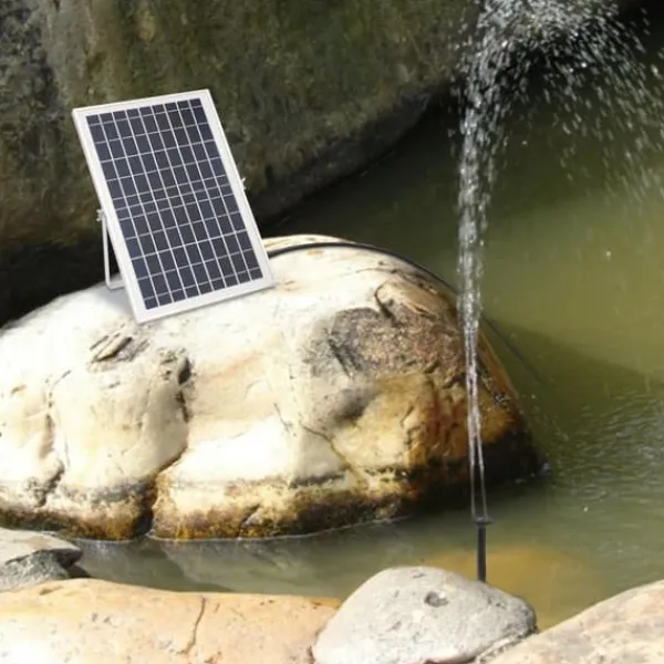 Sale Solcelle fontænepumpe til dam/pool/akvarium - Vandpumpe Sæt - 10 W - 24 V Børsteløs - Max 1000 l/t - Dyser Medfølger - Plast - Sort Springvand & Damme