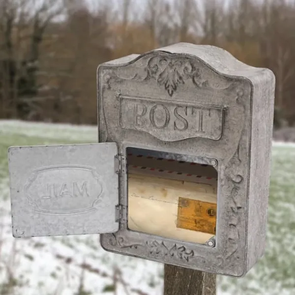 New Vintage postkasse - Vægmonteret postkasse - Hegn-/Vægmontering - Præget metal - Udendørs - Med låg - Mål 26×9,5×34 cm - Grå Postkasser & Brevindkast